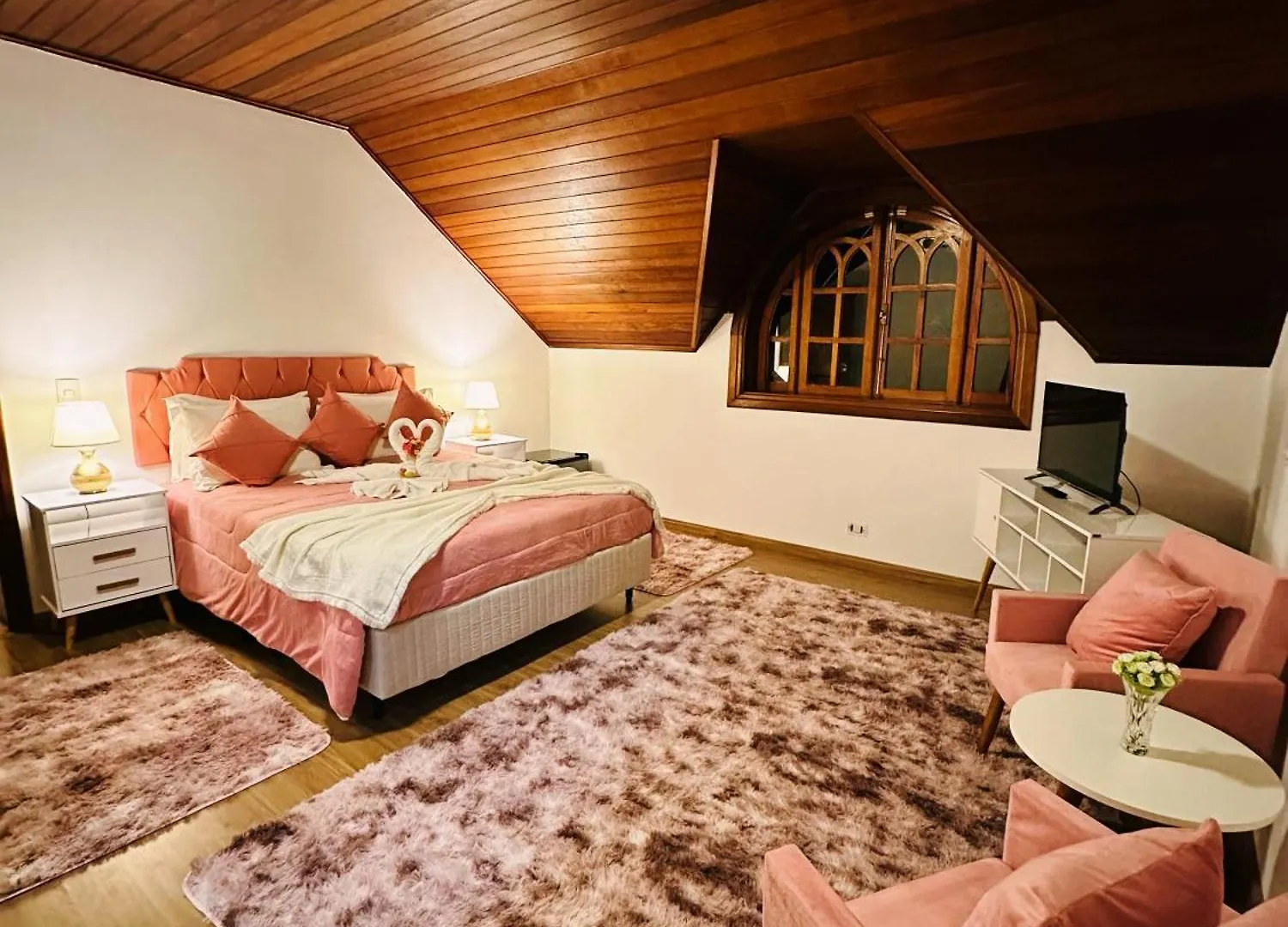 **** 酒店 Pousada Blue Village Campos do Jordão 巴西