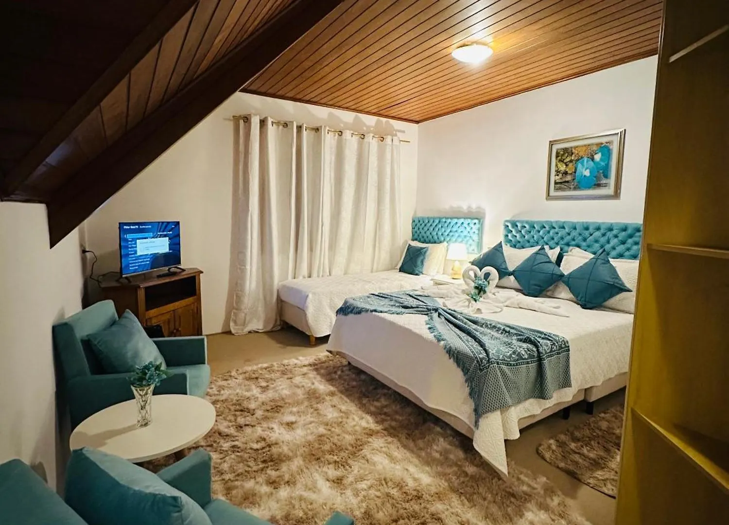 Pousada Blue Village Кампус-ду-Жордау 4*,