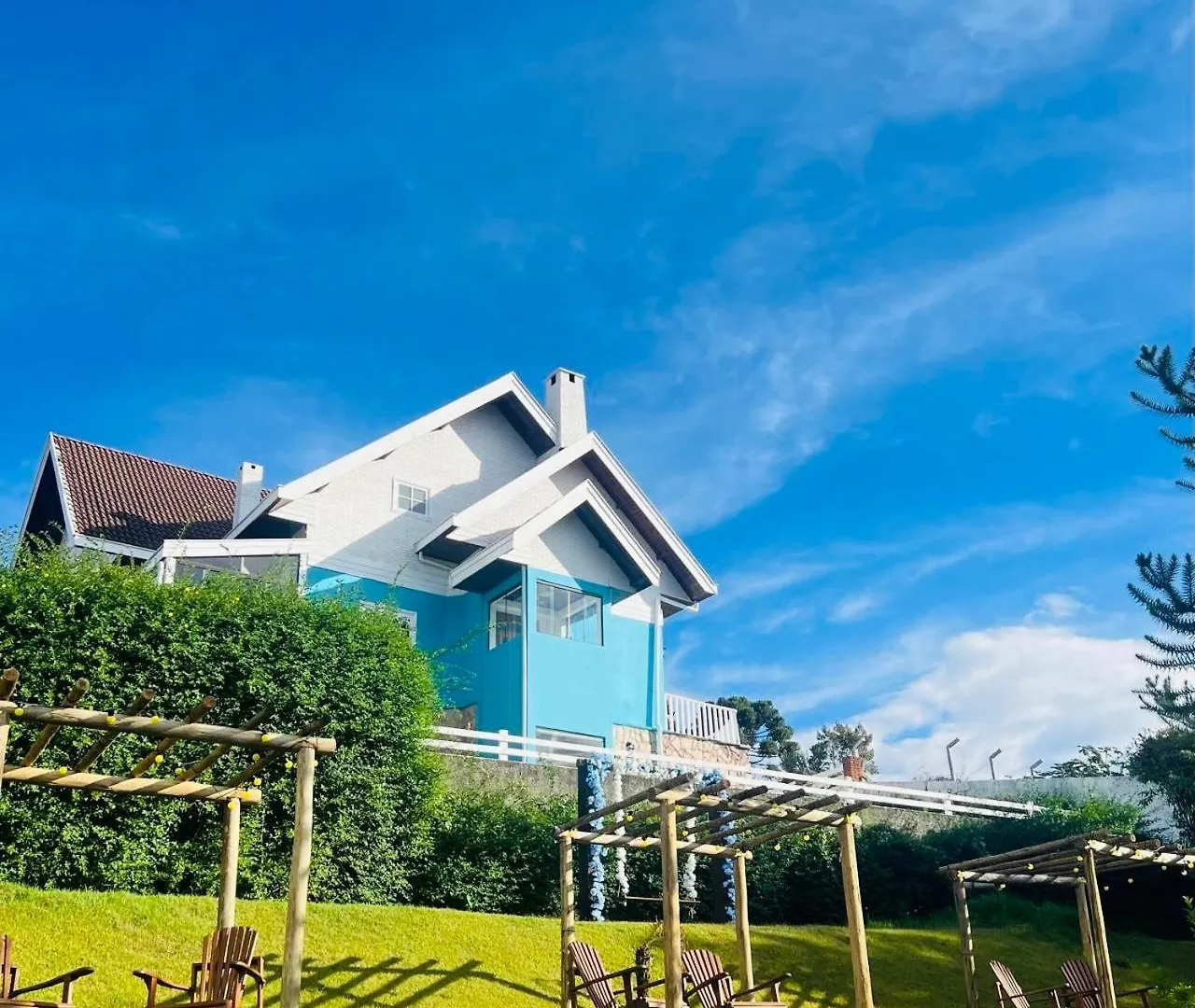 Pousada Blue Village Кампус-ду-Жордау 4*,  Бразилия